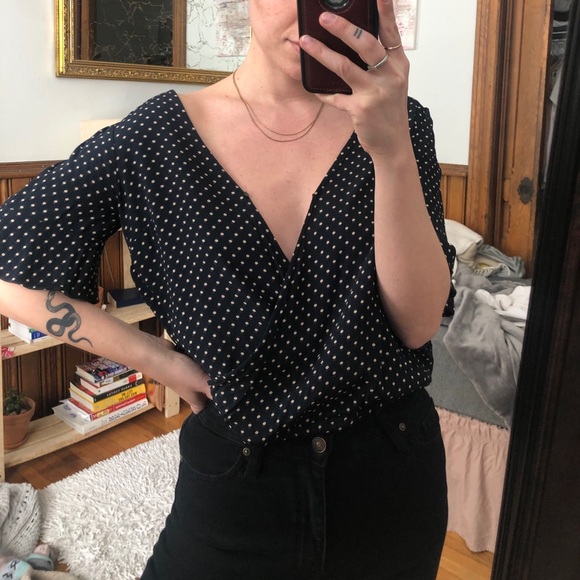 Sanctuary flutter sleeve polka dot blouse - Picture 6 of 15